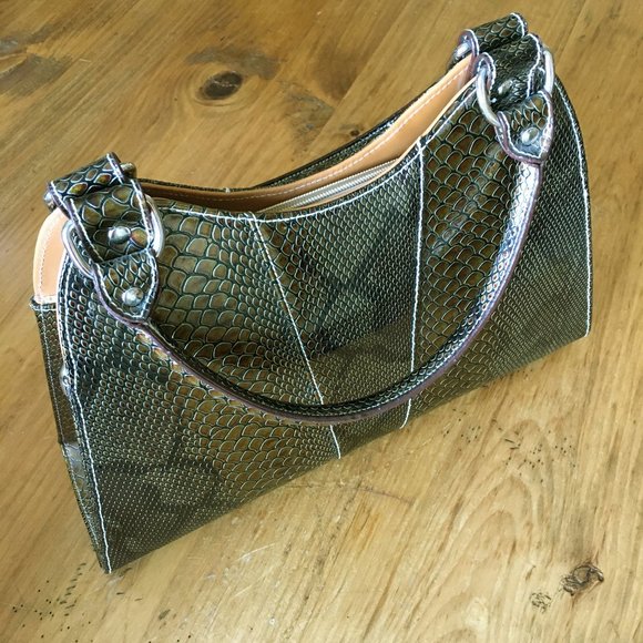 Vintage Bronze Snakeskin Classic Handbag with Contrast Stitching - Picture 2 of 7